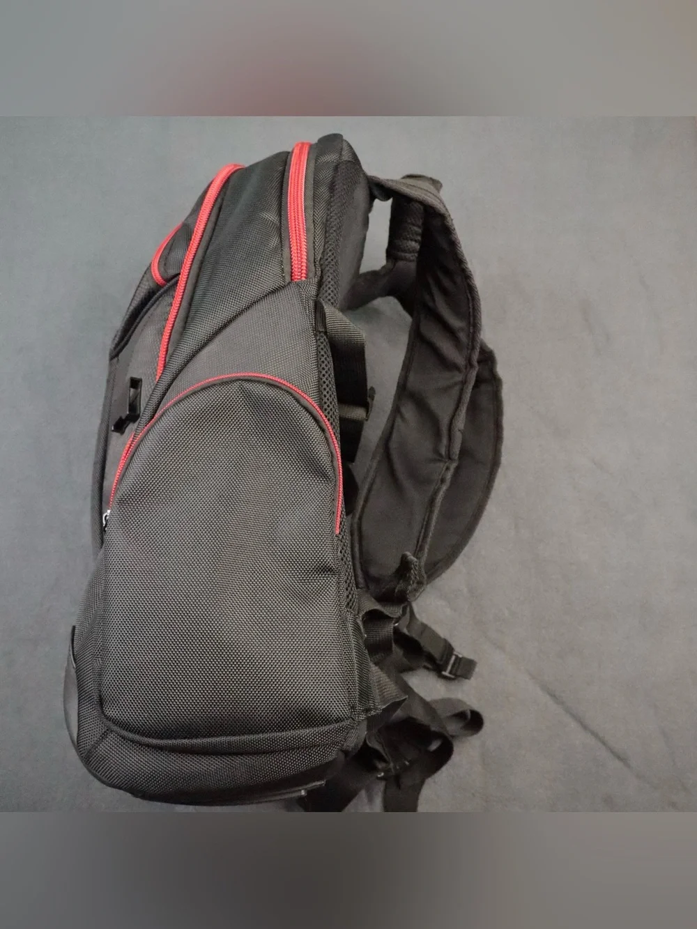 ASUS rog nomad